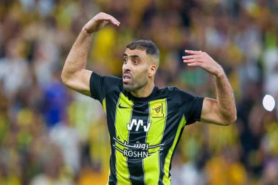 Futbolista recibe latigazos de un hincha tras perder la Supercopa de Arabia Saudita