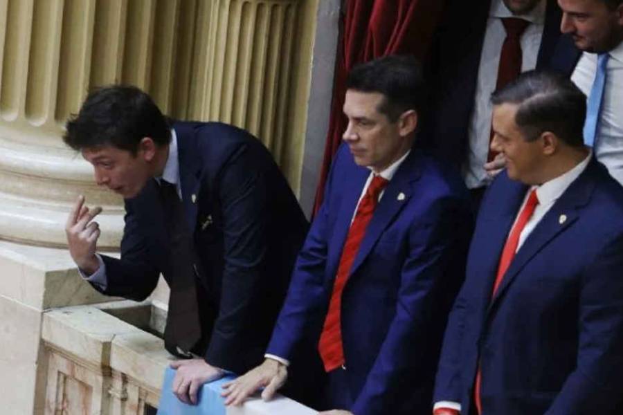 El giro que tomó la causa por amenazas e intimidación que inició Facundo Manes contra Santiago Caputo