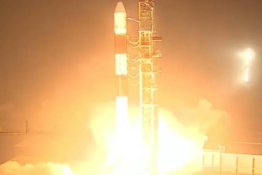 India anuncia su primer vuelo espacial tripulado para 2027