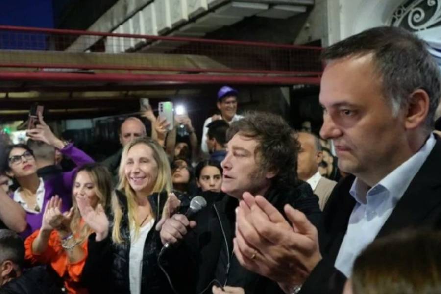 Javier Milei no podrá votar a Manuel Adorni en las elecciones porteñas: el motivo