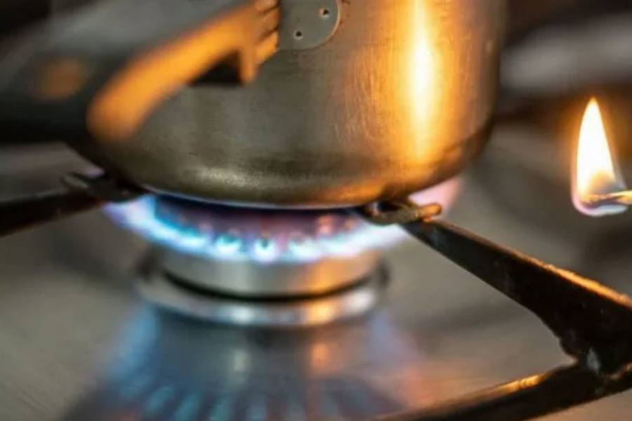 En medio de la ola de frío polar, el Gobierno volvió a subir las tarifas de gas