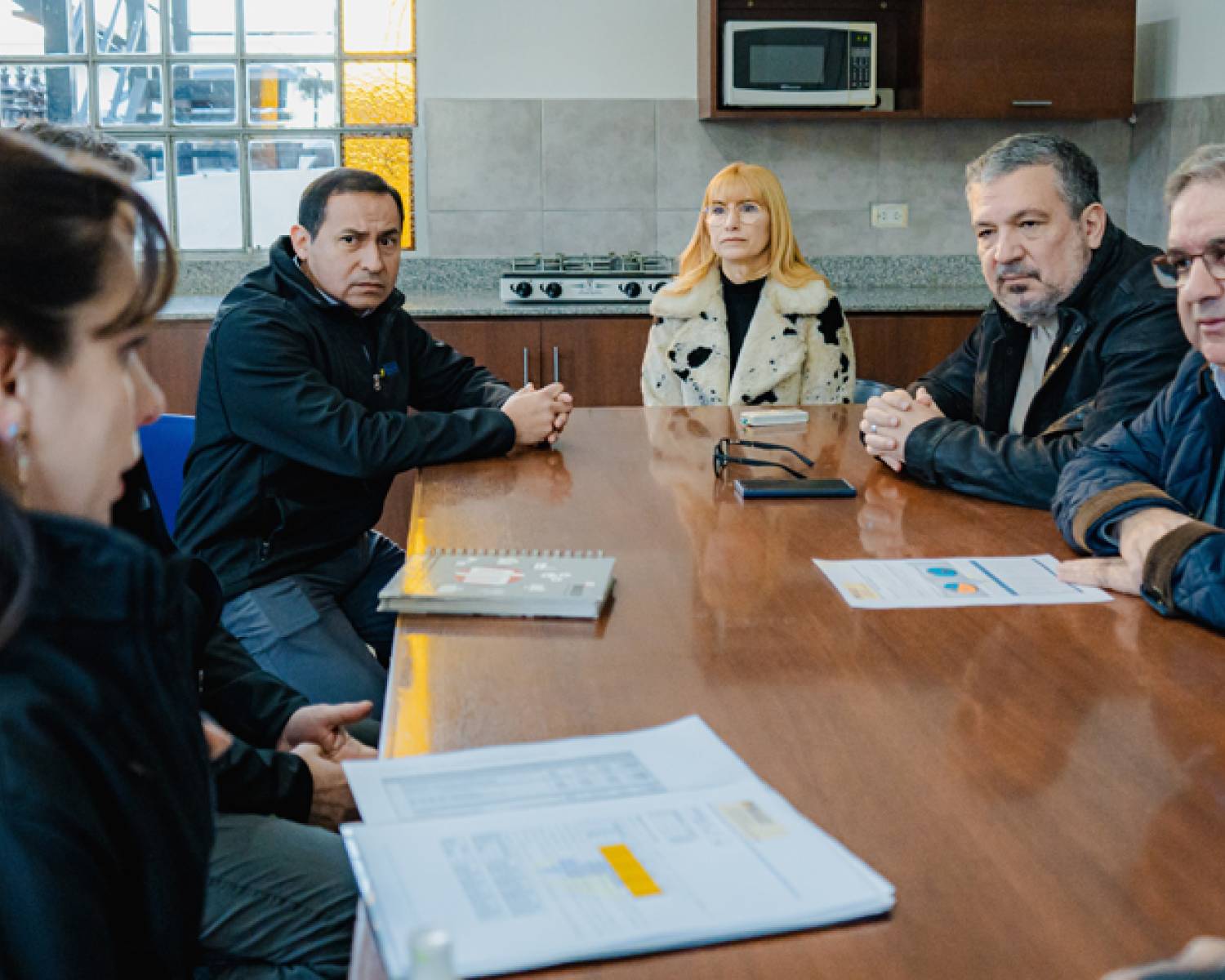 Ante el ajuste nacional, el Gobierno provincial duplicará los subsidios del servicio eléctrico