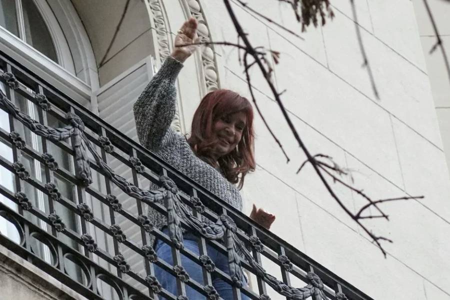 Casación revisará el arresto domiciliario y la tobillera electrónica de Cristina Kirchner