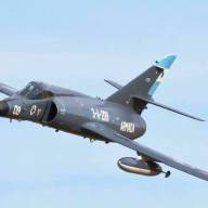 Jubilan a los aviones argentinos héroes de guerra en Malvinas