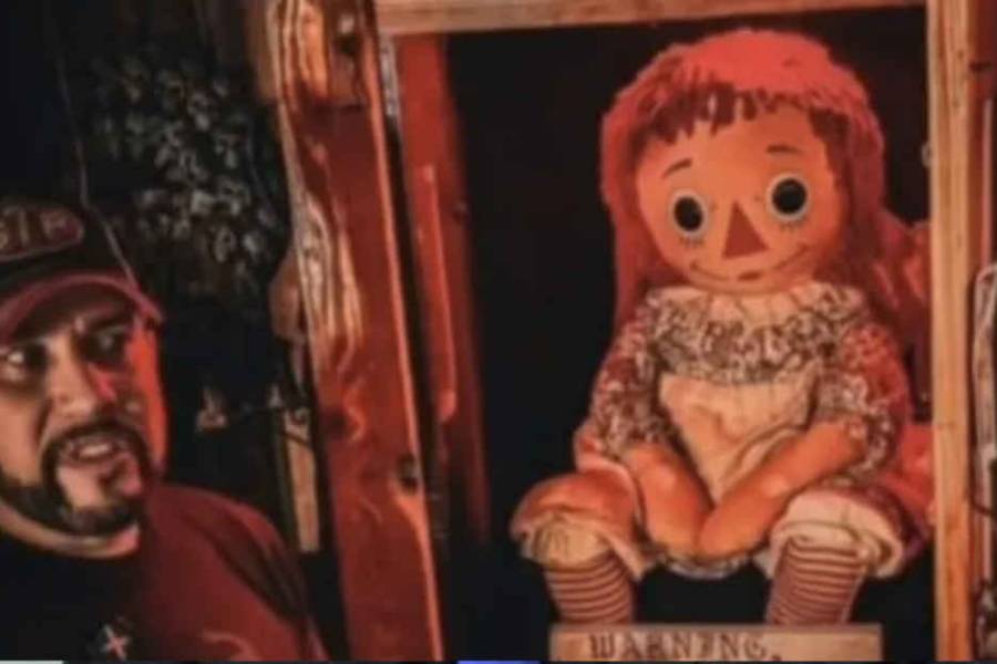 Viral: falleció el hombre que custodiaba a la muñeca Annabelle