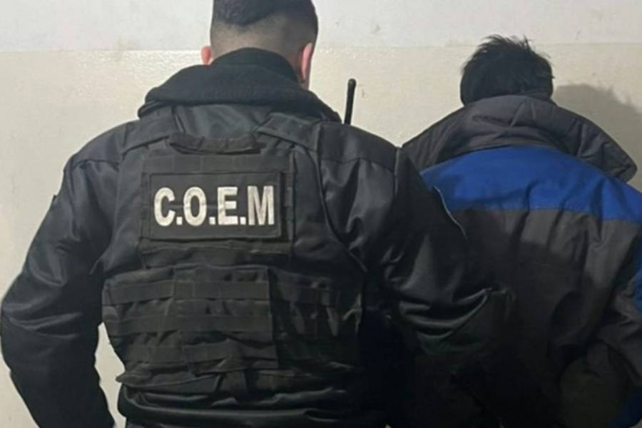 Fueron detenidos tras robar hierros en una obra en construcción