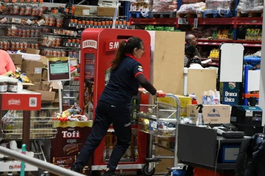 El consumo familiar creció 45% en el primer semestre y es el más alto desde 2008