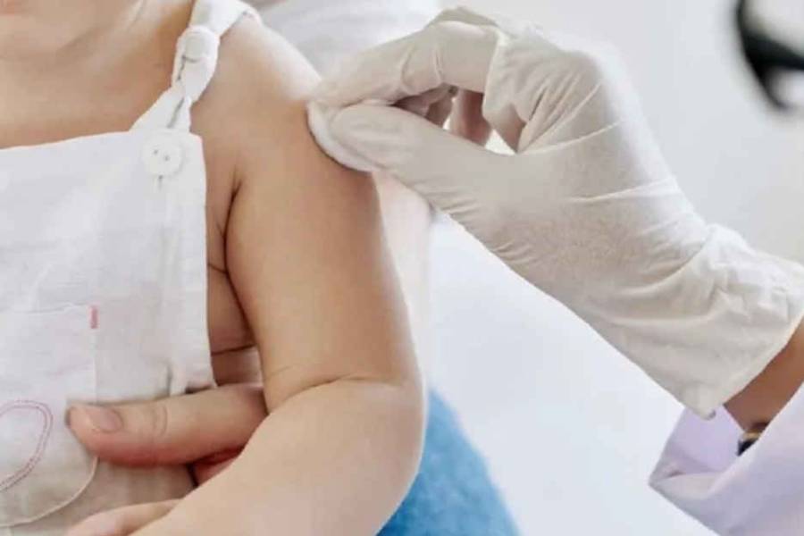 Polémica: proponen eliminar las vacunas obligatorias para niños en Florida
