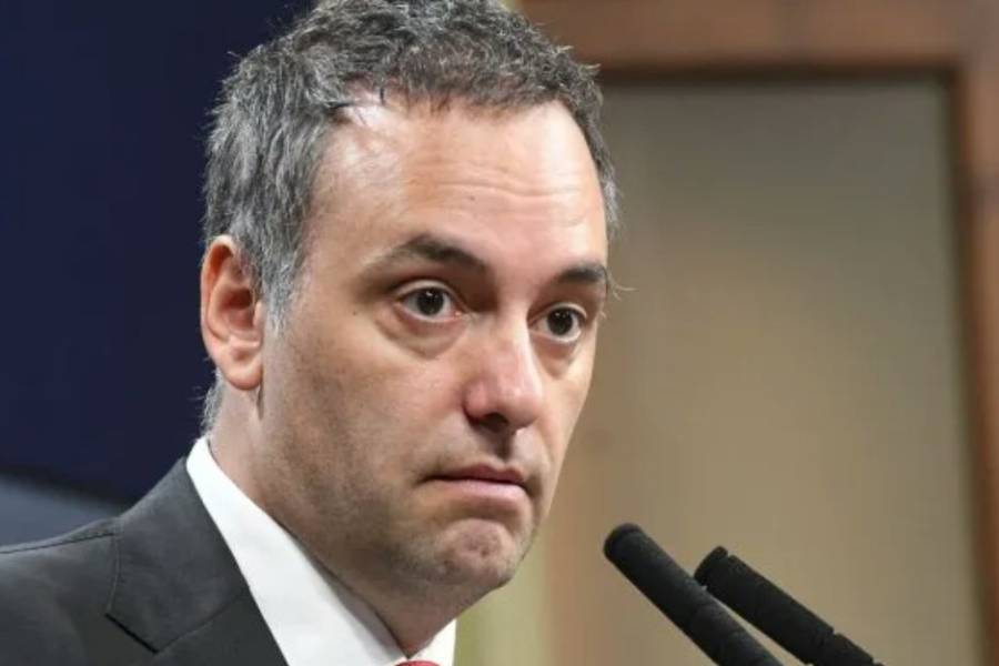 Manuel Adorni aclaró que siguen las retenciones cero para carnes avícolas y bovinas