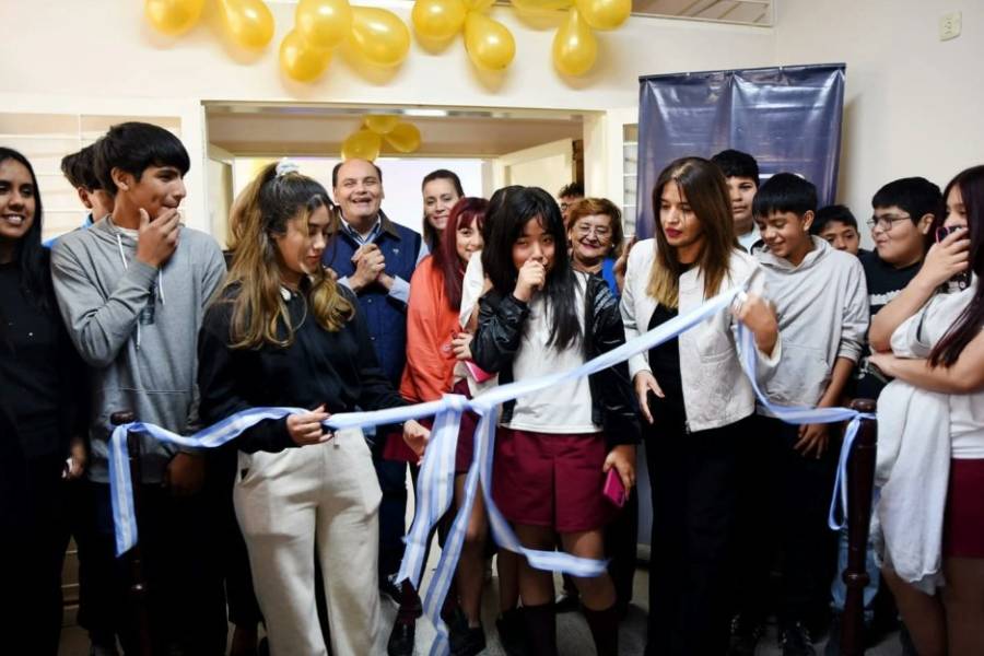 Saadi inauguró sala de informática en escuela “Juan Chelemín”