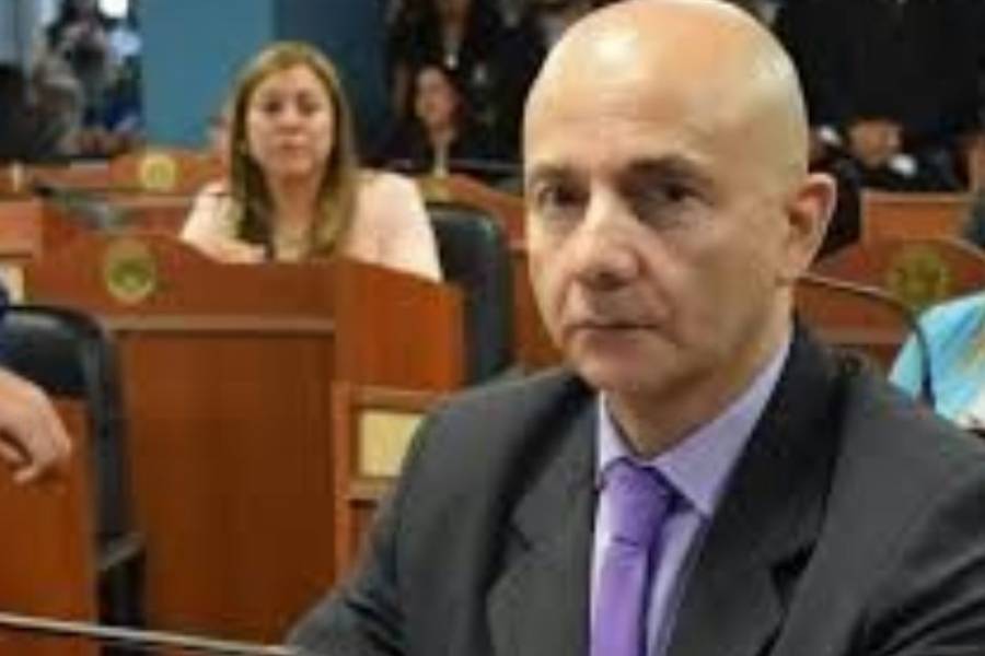 Brizuela cruzó a Palladino y agitó la campaña con duras críticas a su gestión durante la pandemia
