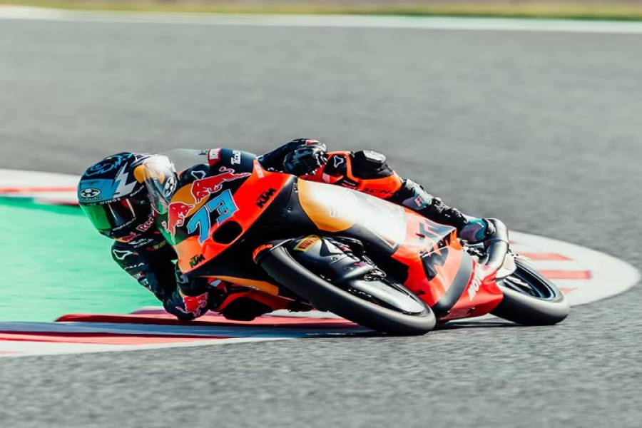 El argentino Valentín Perrone sumó otra actuación destacada en Moto3 y largará segundo en el Gran Premio de Japón