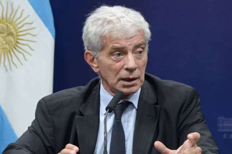 Tras los cantos antisemitas durante un viaje de egresados, Cúneo Libarona presentó una denuncia