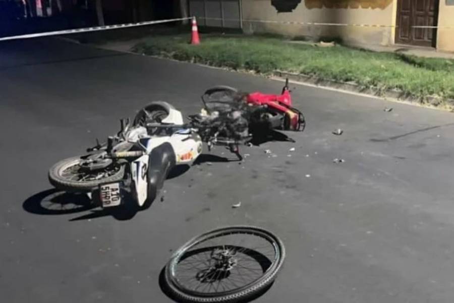 Valle Viejo: Violento choque entre 2 motos deja tres personas heridas