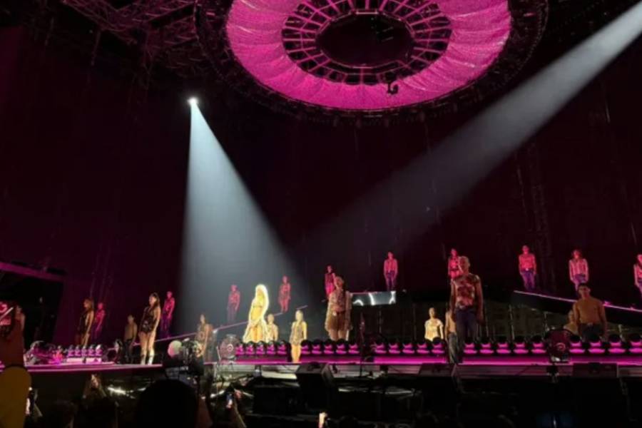 ¡Espectacular! Tini Stoessel hizo estallar al público en Tecnópolis con su primer show
