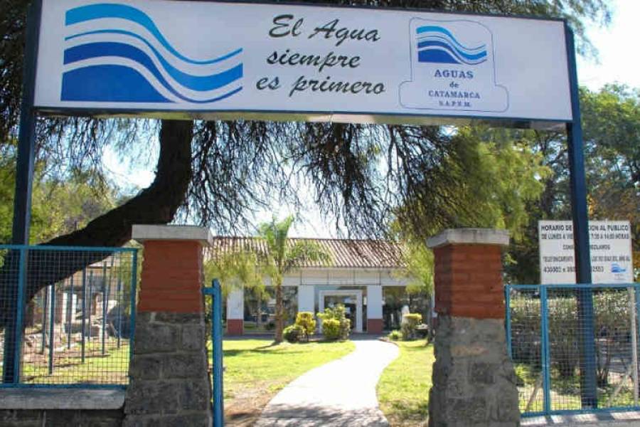 Preocupación en Andalgalá por la turbidez del agua: Aguas de Catamarca aclaró que es un efecto temporal