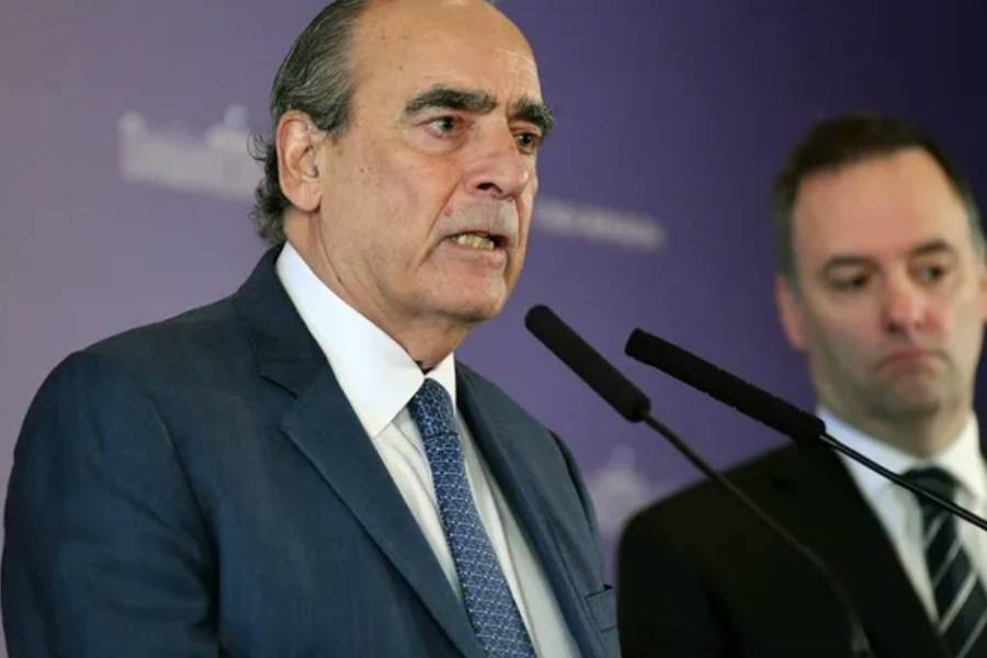 Sin verse con Milei, Guillermo Francos se despide de la Rosada con un saludo a sus equipos y una reunión con Adorni