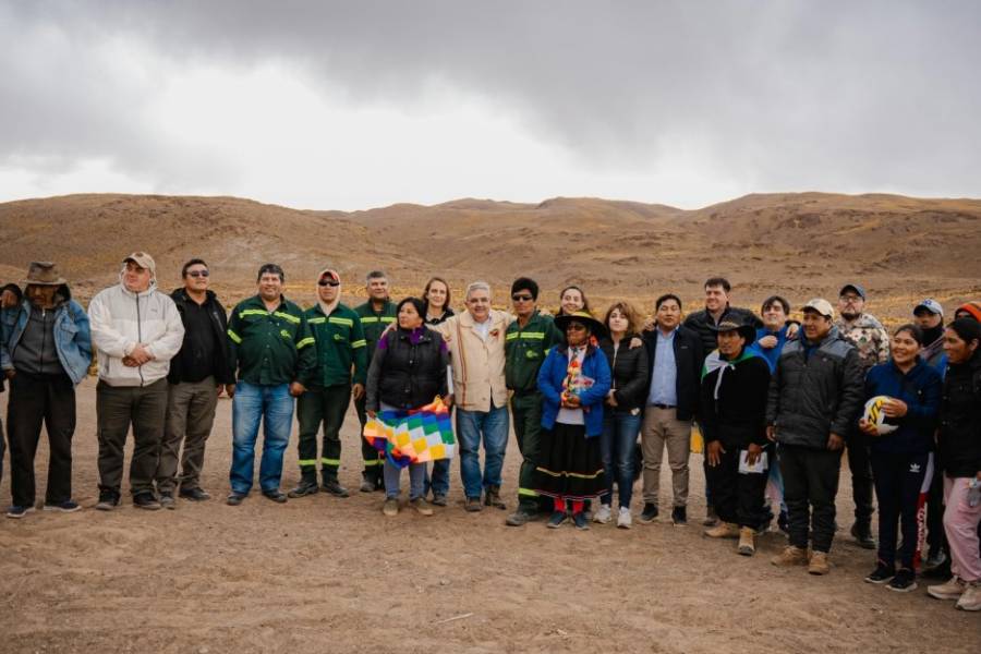 Jalil se convirtió en el primer gobernante en visitar la Comunidad de Peñas Negras