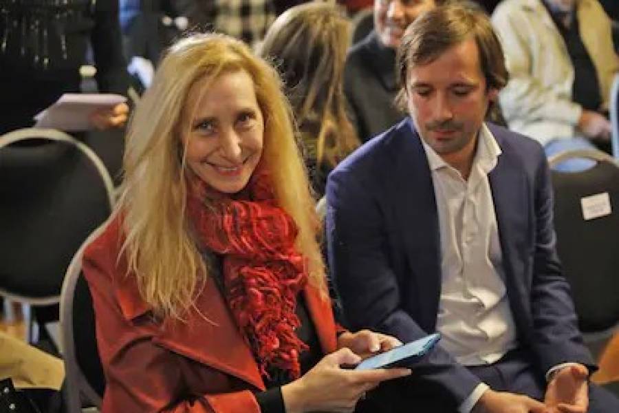 Un emisario del Gobierno negocia en secreto con damnificados por $LIBRA para desactivar el caso