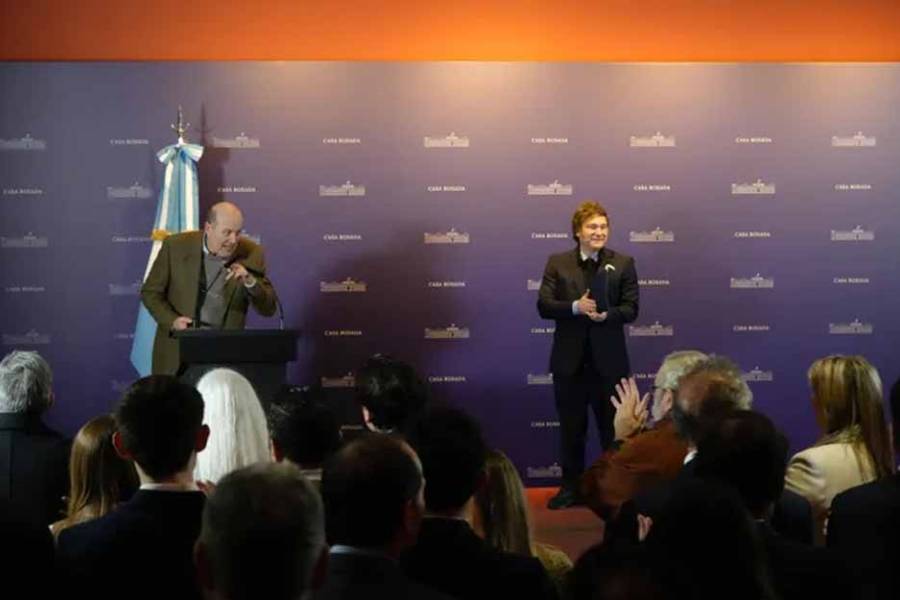 Con el texto listo, Federico Sturzenegger dará 