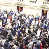 Polémica en el Congreso: enviaron un proyecto que pide frenar consignas políticas en las juras