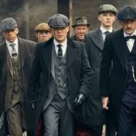 La exitosa serie “Peaky Blinders“, tendrá su película