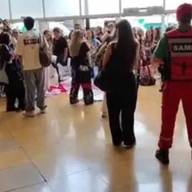 Pánico en Flores: una multitud sufrió descomposturas y desmayos en el Teatro Gran Rivadavia