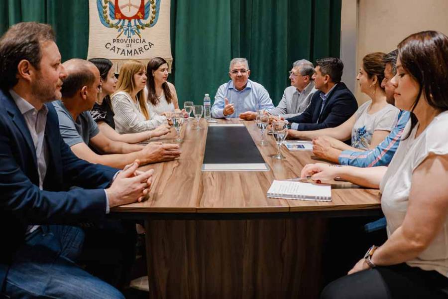 Jalil acelera la agenda minera y busca el aval legislativo en sesiones extraordinarias