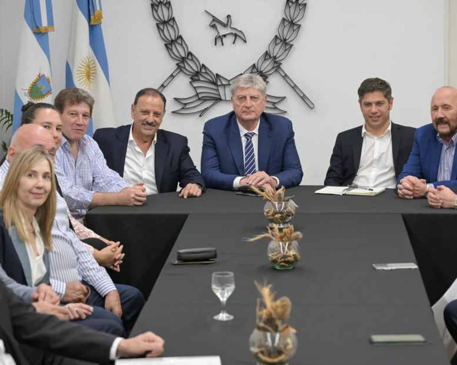 Gobernadores del PJ denunciaron el desfinanciamiento de las provincias y reclamaron obra pública