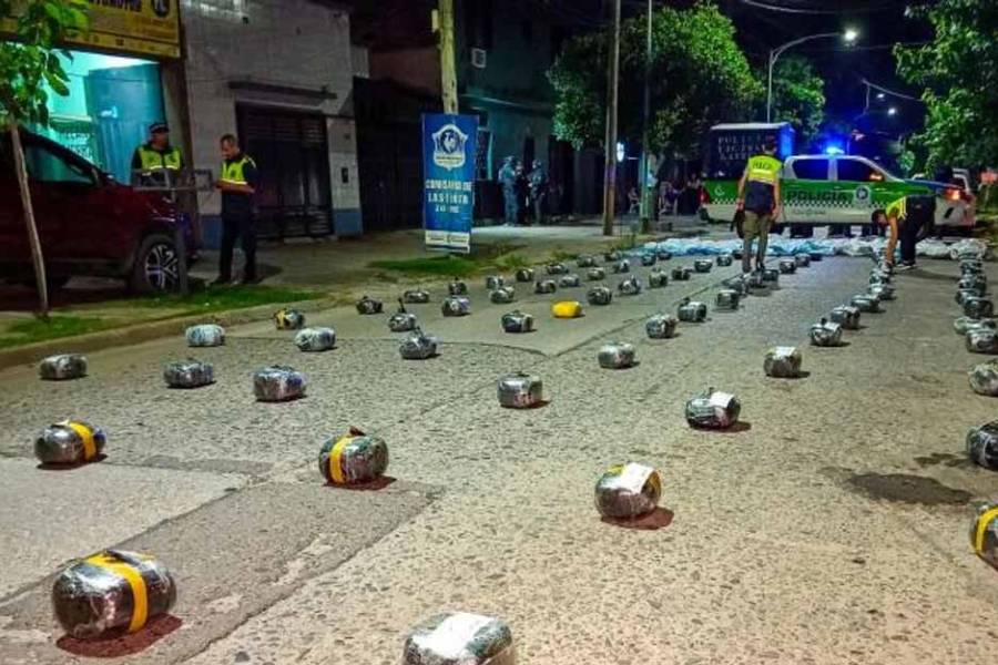 Tucumán: secuestraron más de 160 kilos de marihuana en un supuesto taller mecánico