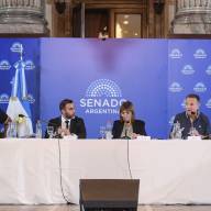 El Gobierno se concentra en la reforma laboral y relega la baja de impuestos y los cambios en el Código Penal