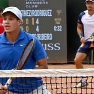 Brasil: detienen a dos tenistas profesionales por gestos racistas durante un partido