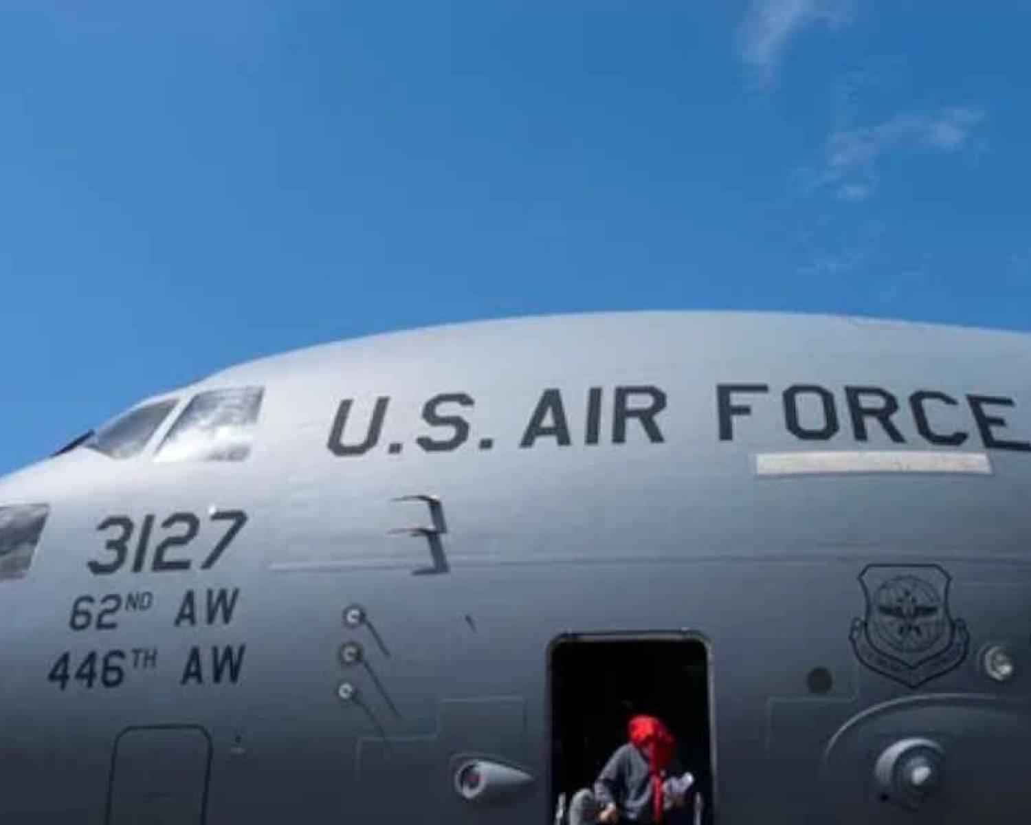 The New York Times dice que Argentina negocia recibir deportados de otras nacionalidades desde Estados Unidos