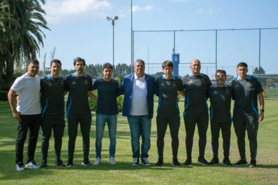 La AFA blindó a los cuerpos técnicos de todas las Selecciones Nacionales hasta 2028