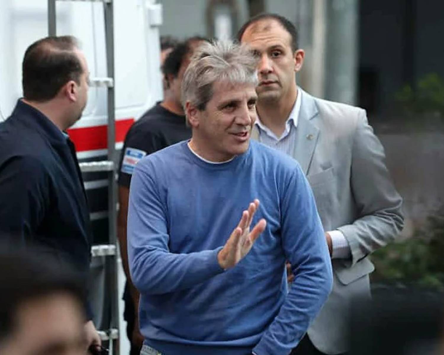 La explicación de Caputo sobre la maniobra para el pago de intereses al FMI con DEG