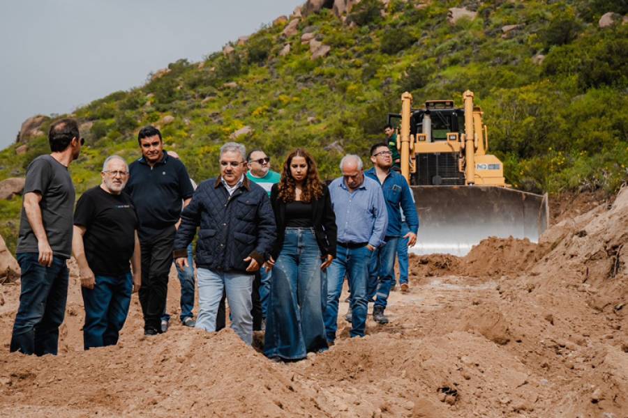 Restan pocos kilómetros para unir los trabajos en la cumbre de la Cuesta de Zapata