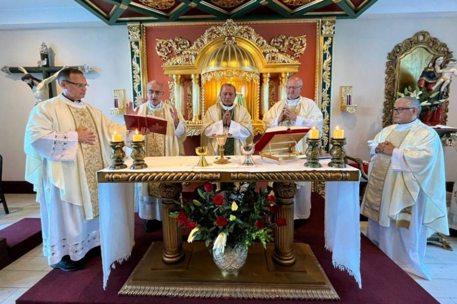 Monseñor Urbanč representa a la Argentina en la Jornada Mundial del Enfermo en Perú