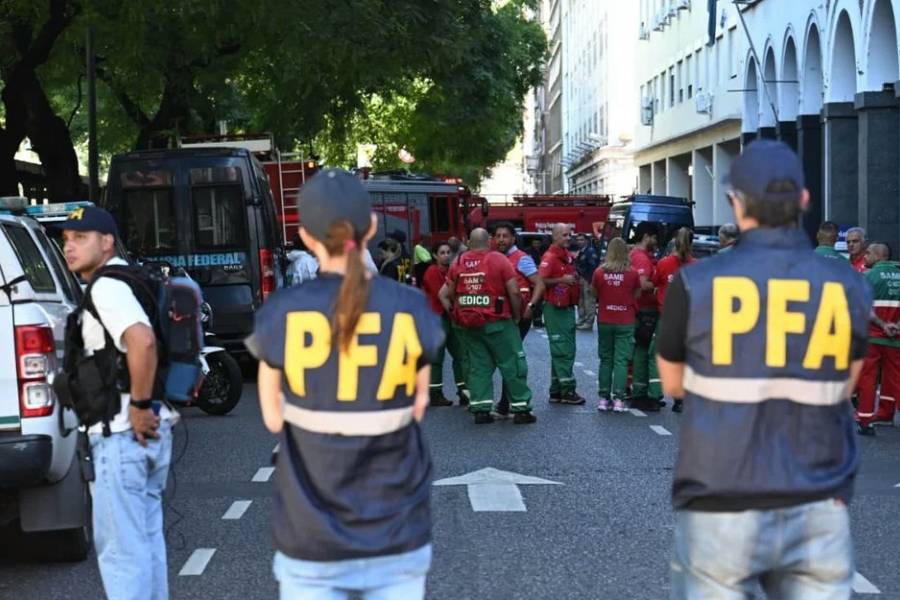 Explotó un paquete bomba en la Escuela Superior de Gendarmería