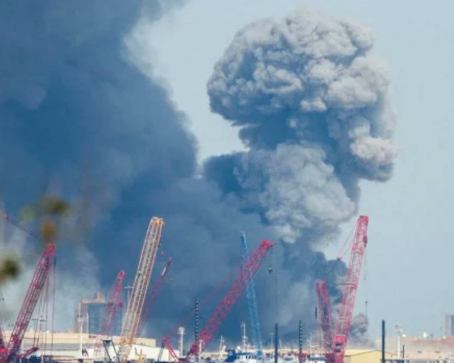Israel y Estados Unidos bombardearon Irán y Teherán ya inició una contraofensiva