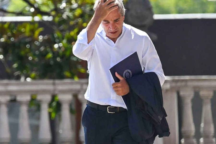 Caputo insiste en que la inflación perforará el 1% en agosto: la opinión de los economistas