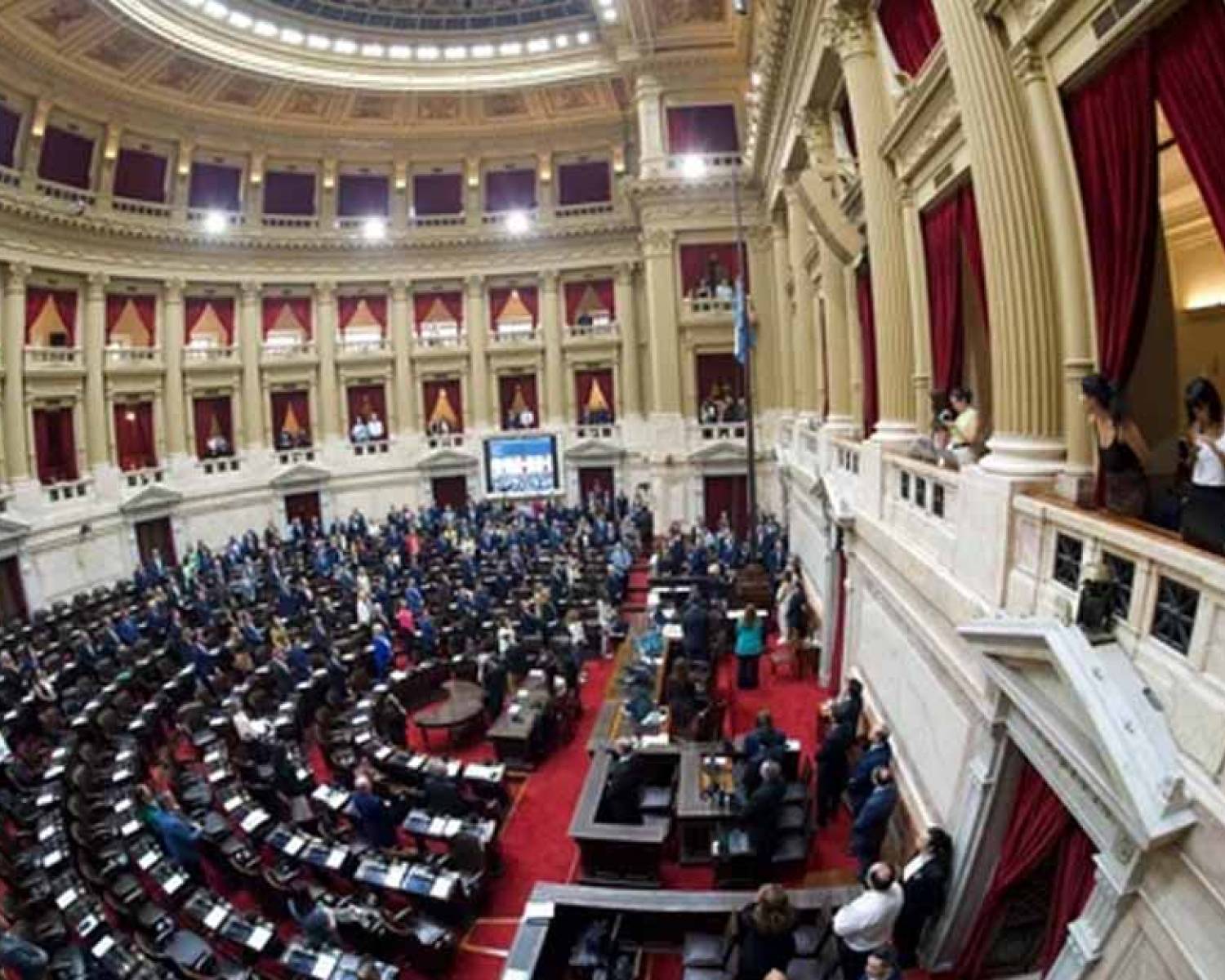 Reforma a la Ley de Glaciares: el oficialismo acelera en Diputados y busca este miércoles dar una señal firme a la megaminería