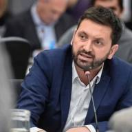 Para Pablo Juliano, “Milei tiene que pedirle a Adorni que dé un paso al costado”