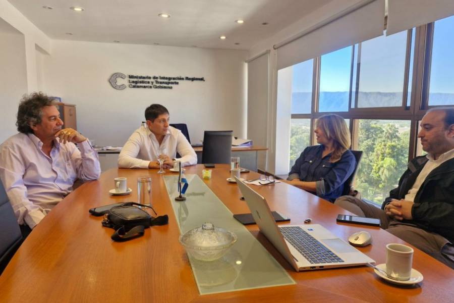 Transporte: Gobierno y empresarios buscan sostener el servicio y reducir el impacto en los usuarios