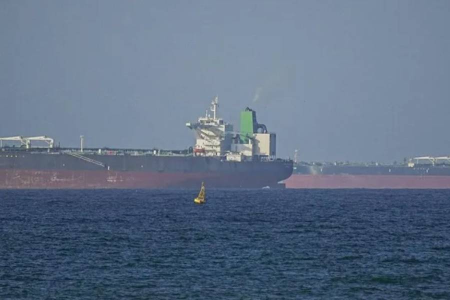 Se desploma el precio del petróleo tras el anuncio de la liberación del estrecho de Ormuz