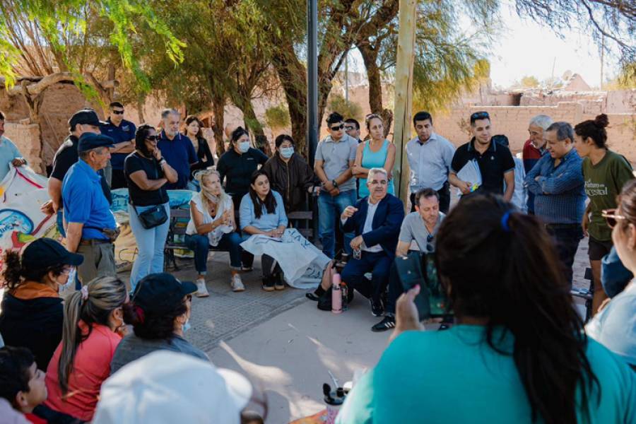 Reclamo minero: El Gobernador dialogó con vecinos de Fiambalá