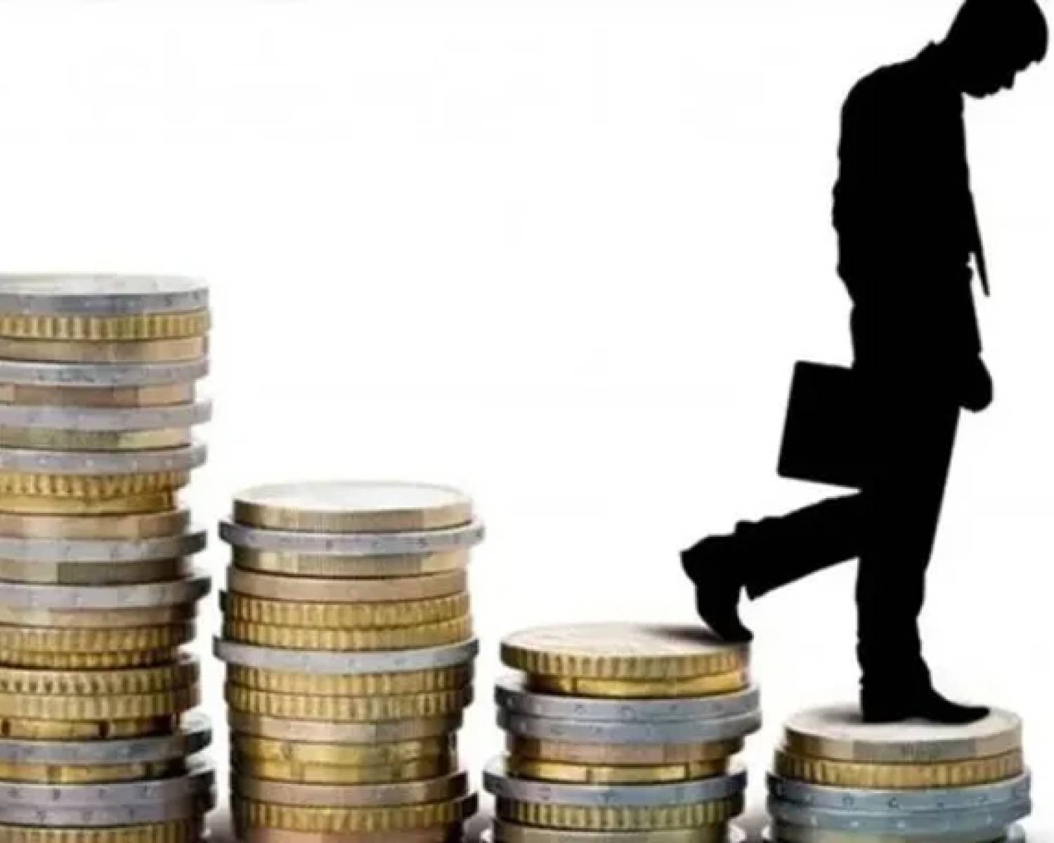 En la era Milei el poder adquisitivo del salario mínimo cayó 40% y está en su nivel más bajo en más de 20 años