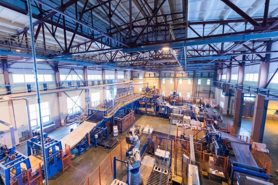 La actividad económica cayó 2,6% en febrero y anotó el peor resultado desde 2023