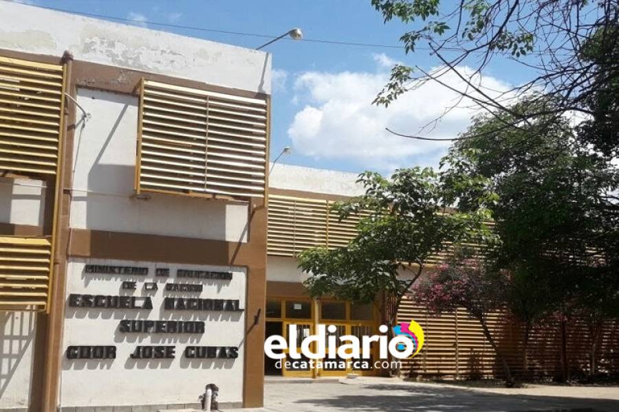 Alerta en Valle Viejo por amenaza de tiroteo en un chat escolar con 300 alumnos 