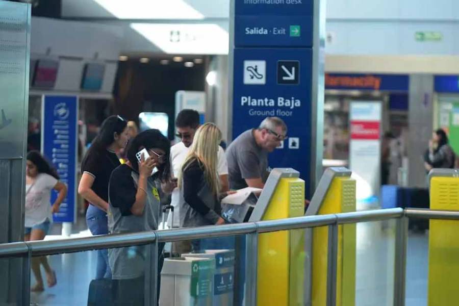 Precedente. Fallo inédito en Argentina: una niña podrá viajar por el mundo sin permiso del padre hasta los 18 años