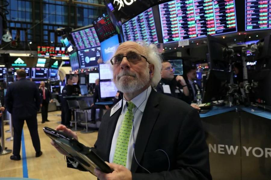 El riesgo país perforó el umbral de los 540 puntos mientras que cayeron las acciones en Wall Street